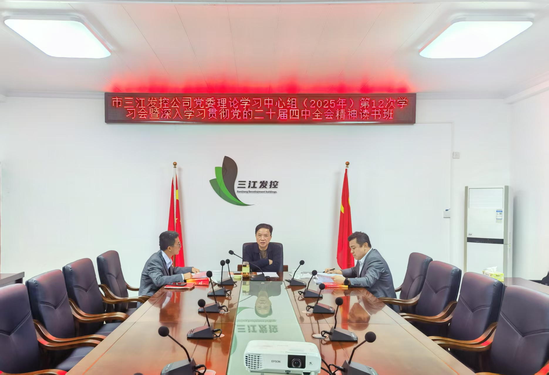 图片1 图片1